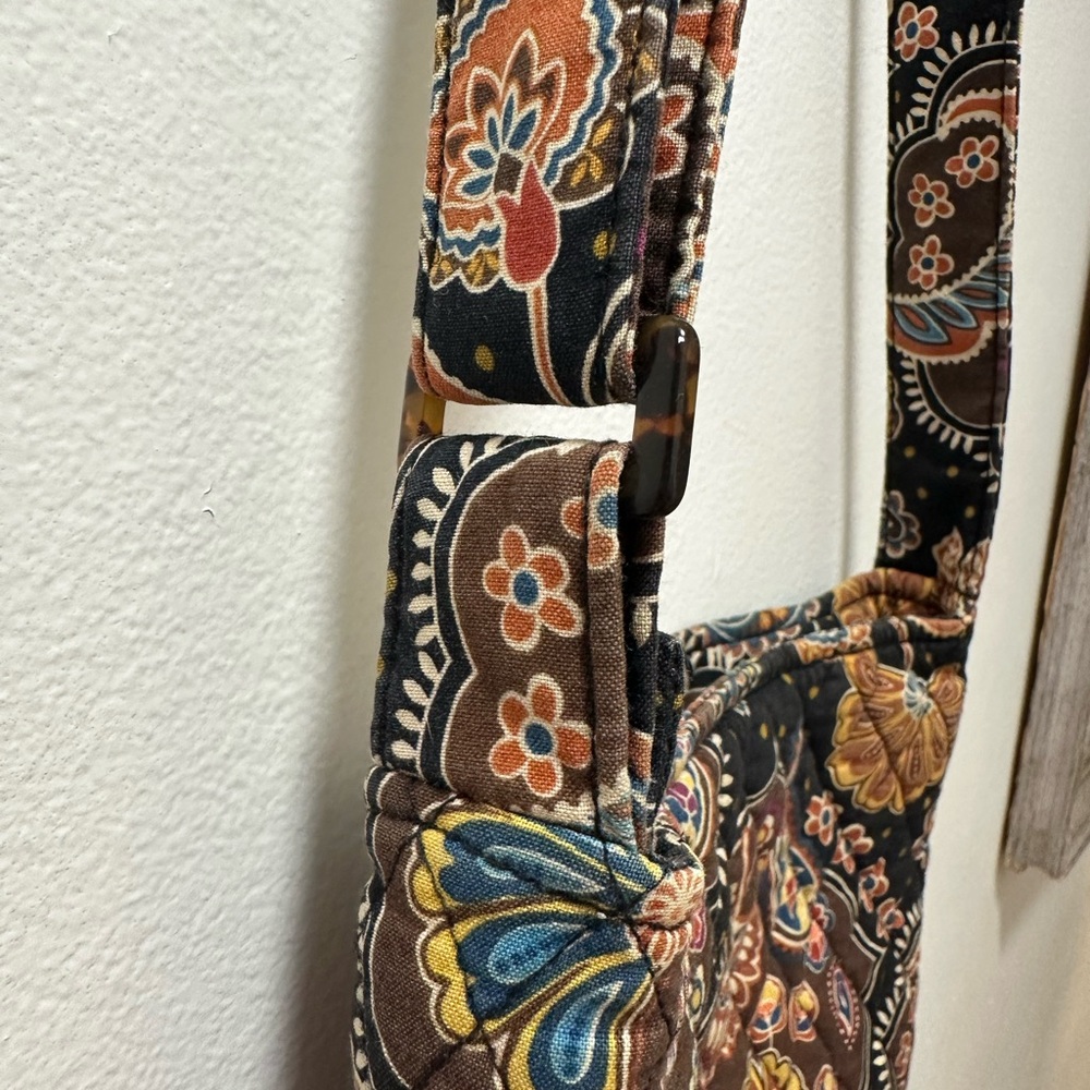 Vera Bradley Kensington Crossbody - Picture 5 of 10